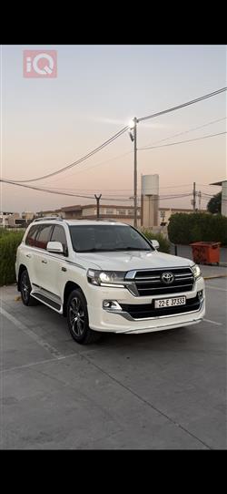 تويوتا لاندكروزر